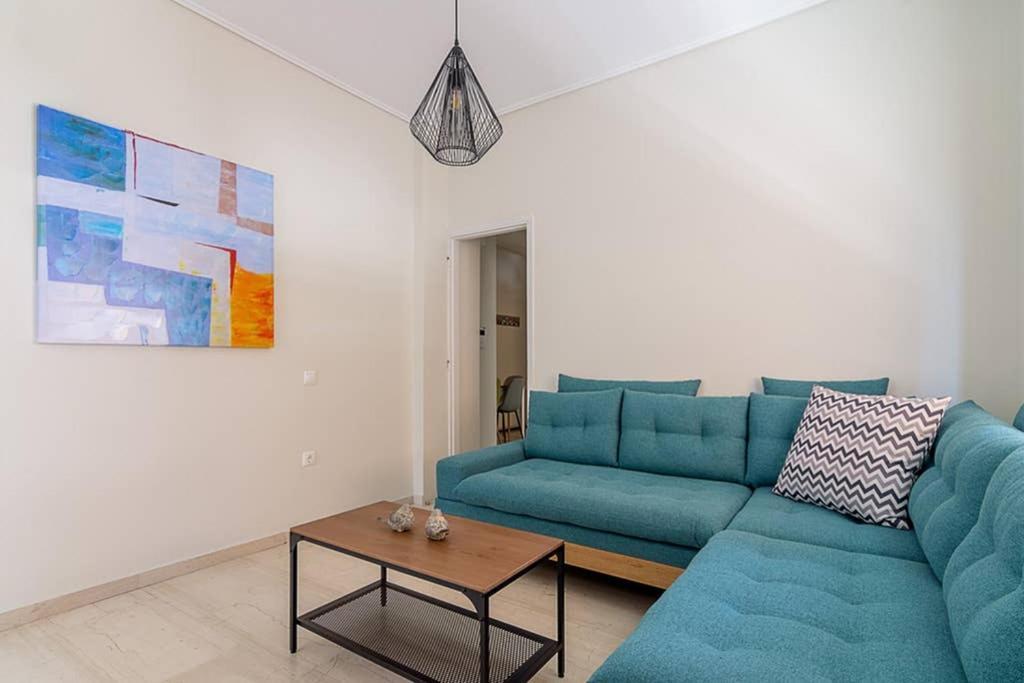 Cozy Flat With 1 Bedroom Next To Metro Station Athens Exterior photo