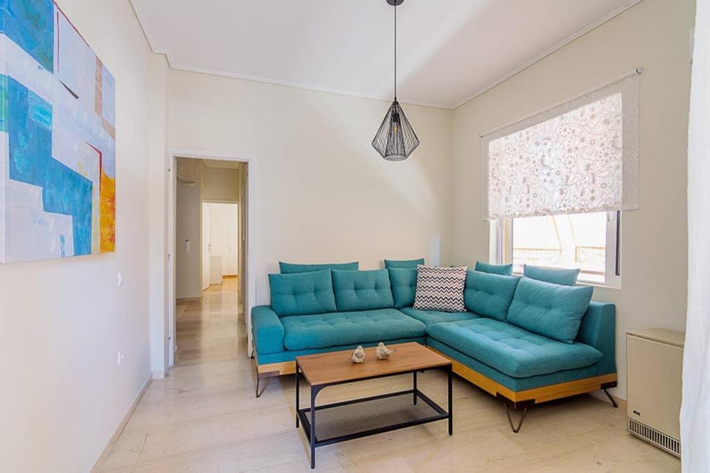 Cozy Flat With 1 Bedroom Next To Metro Station Athens Exterior photo